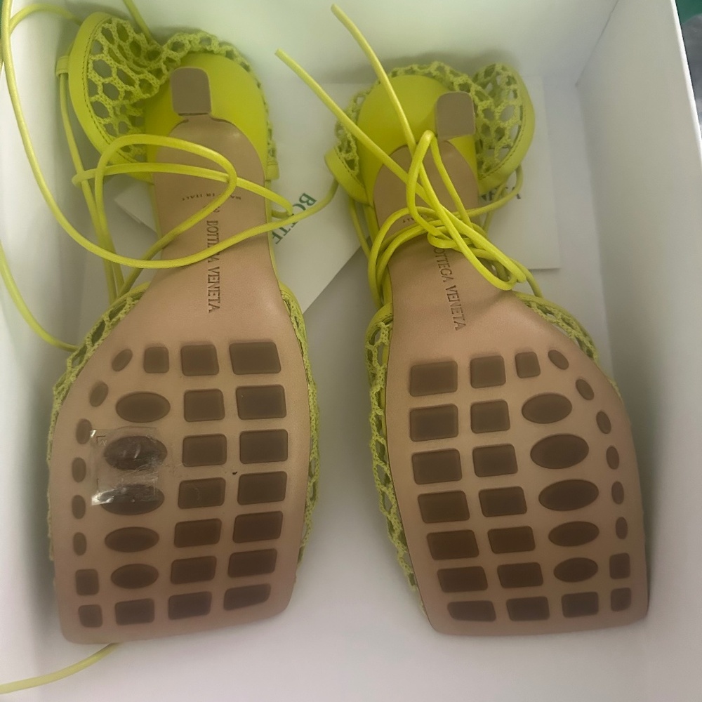 Bottega Venrta sandles